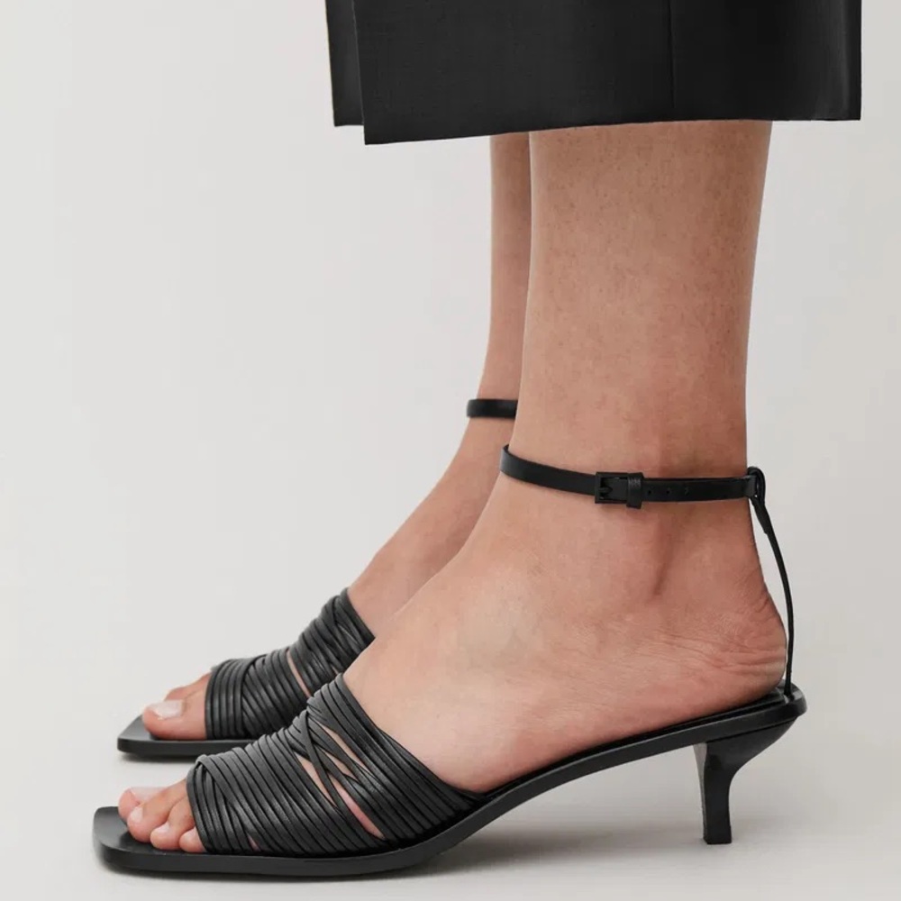 COS Kitten Heeled Strappy Sandals - SIZE 8